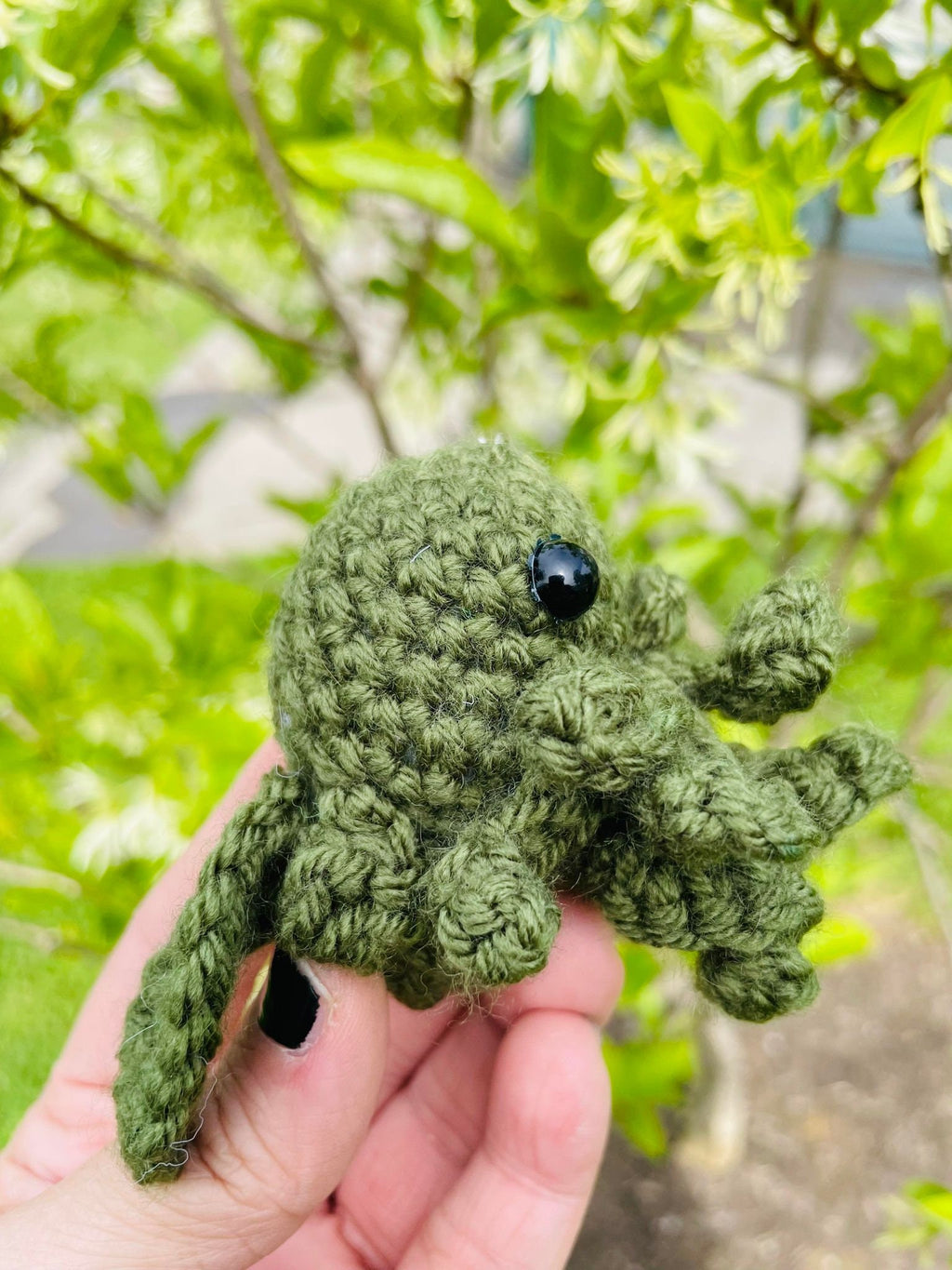 Crochet Cthulhu Keychain: Lovecraftian Amigurumi Fan Art