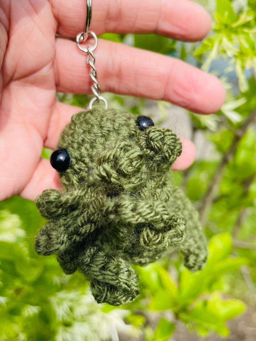 Crochet Cthulhu Keychain: Lovecraftian Amigurumi Fan Art